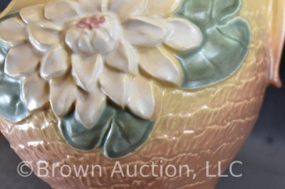 Hull Water Lily L-15-12.5" vase, tan/ brown - 6