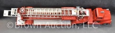 1950's Tonka hydraulic aerial ladder fire truck - 10