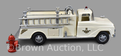 1959 white Tonka Suburban No. 5 pumper fire truck