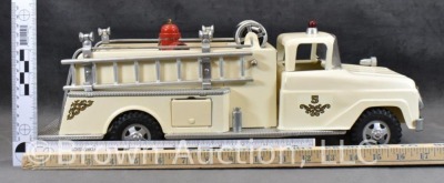 1959 white Tonka Suburban No. 5 pumper fire truck - 10