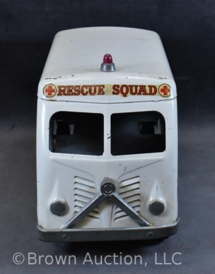 1956 Tonka Rescue Squad No. 5 Fire Department metro van - 3