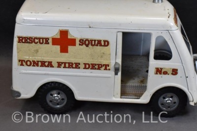 1956 Tonka Rescue Squad No. 5 Fire Department metro van - 7