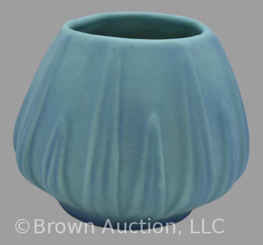 Van Briggle 4.5" Yucca Leaf vase, ming blue