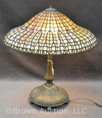 Tiffany Studios style Stained Glass "Lotus" lamp - 2