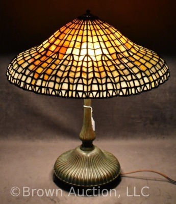 Tiffany Studios style Stained Glass "Lotus" lamp - 3