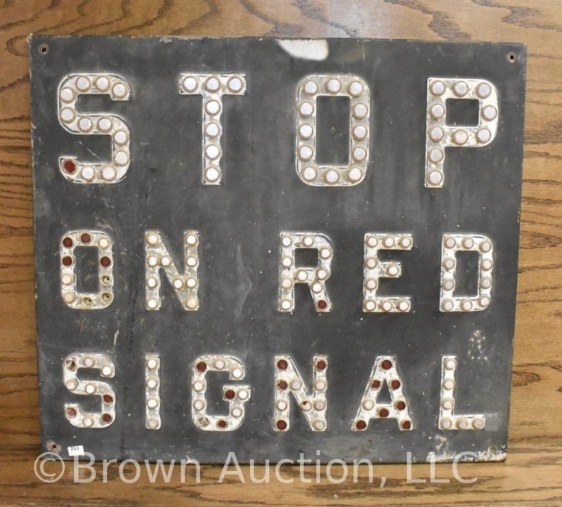 "Stop on Red Signal" cat-eye reflecting RR sign