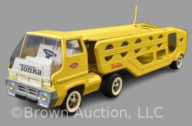1960's Tonka car hauler truck