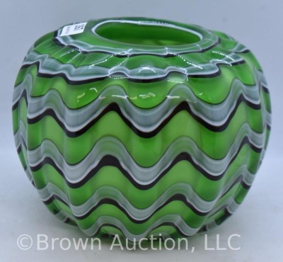 Murano-style Glass 4.5" rose bowl, green w/ wavy pattern - 2