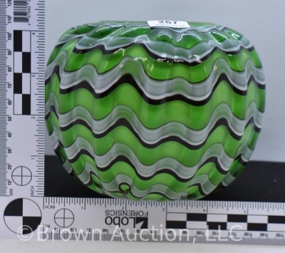 Murano-style Glass 4.5" rose bowl, green w/ wavy pattern - 3