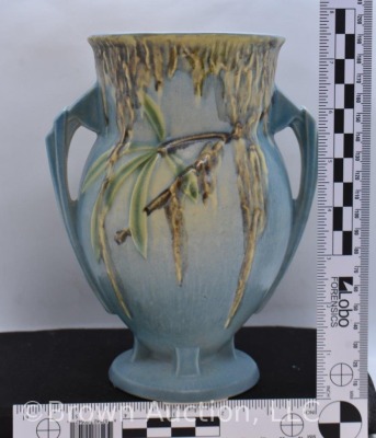 Roseville Moss 776-7" dbl. handled vase, blue - 3