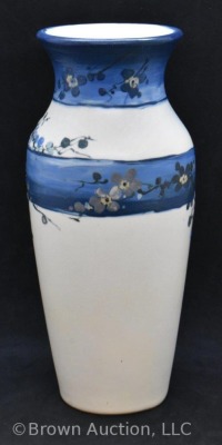 Weller White and Decorated Hudson 8.25" vase - 3