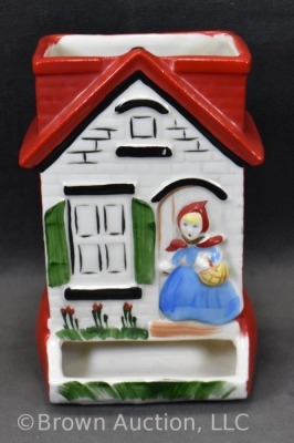 Hull Little Red Riding Hood wall hanging match holder, 6"