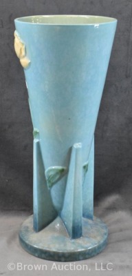 Roseville Wincraft 289-18" vase, blue, glossy white rose decor - 2