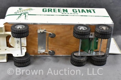 1954-56 Tonka Green Giant truck with reefer trailer - 10