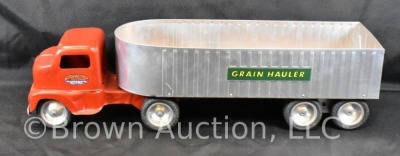 Tonka "Grain Hauler" and semi-truck - 2