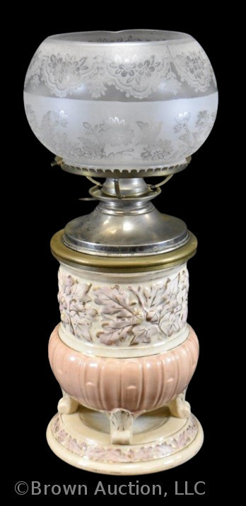 Hitchcock kerosene lamp in mrkd. Avalon Faience Balt base, clear and frosted etched globe