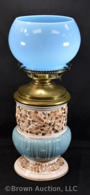 Hitchcock kerosene lamp in mrkd. Avalon Faience Balt base, blue globe