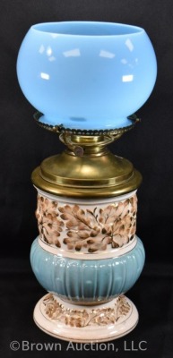 Hitchcock kerosene lamp in mrkd. Avalon Faience Balt base, blue globe - 2