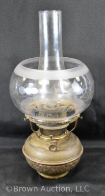 Bradley and Hubbard brass wall kerosene lamp w/ clear etched globe - 12