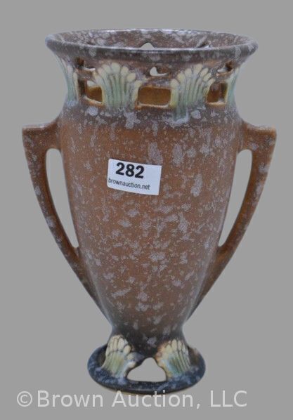 Roseville Ferella 501-6" vase, tan