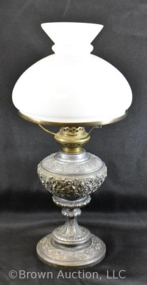 Embossed metal kerosene lamp w/ Kaestner and Toebelmann Erfurt burner - 4