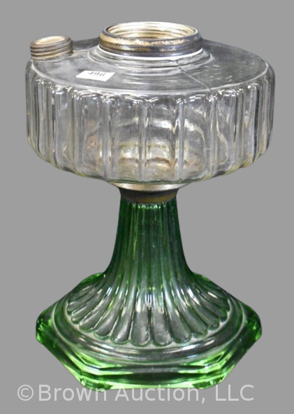 Aladdin Corinthian kerosene lamp stand, clear bowl w/ green base