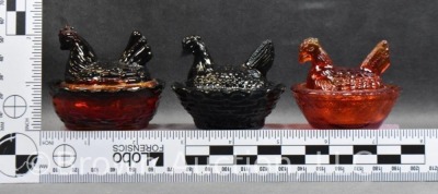 (6) Miniature hen on nests: cobalt, red, black, etc. - 24