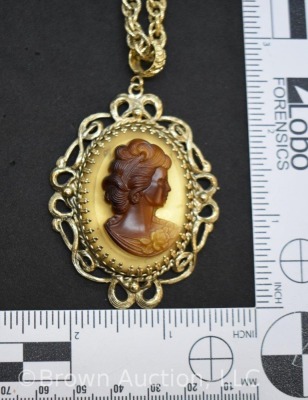 Whiting and Davis lady cameo pendant necklace in ornate frame, - 7