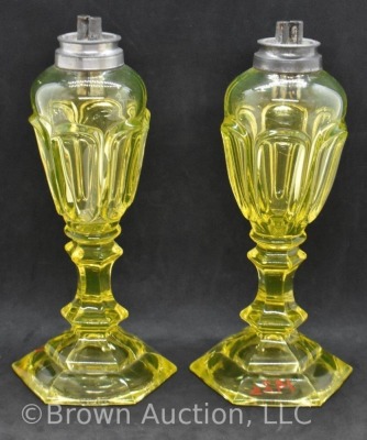 Pair of Art Deco vaseline 8" kerosene lamp stand - 3