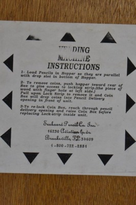 Seaboard Pencil Co. Inc. "Pencils" vending machine w/ key - 10