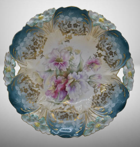 R.S. Prussia Lily Mold 10"d cake plate, floral center, circle mold mark