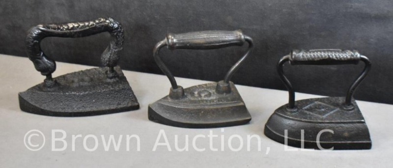 (3) Cast Iron sad irons