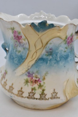 Unm. porcelain syrup pitcher w/ underplate, dainty flowers on scroll border - 7