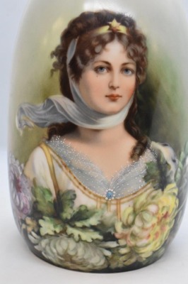 Handpainted porcelain 11.5" vase, Queen Louise portrait - 5