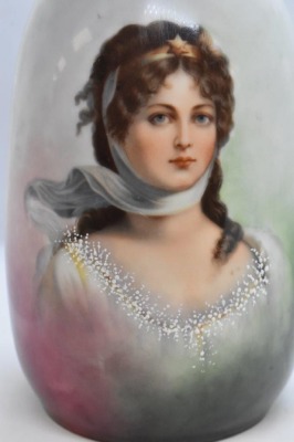 Handpainted porcelain 11.5" vase, Queen Louise portrait - 5