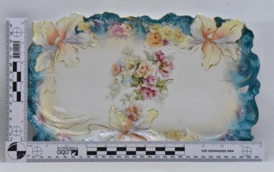 R.S. Prussia (Steeple Mold 6) 12" x 7.5" dresser tray, floral design - 5