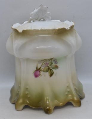 Mrkd. R.S. Germany (RSP Mold 643) 7.5"h biscuit/ cracker jar, Reflecting Poppies and Daisies - 3