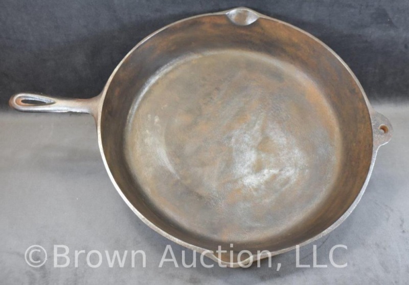 Cast Iron No. 14 skillet, Made in USA