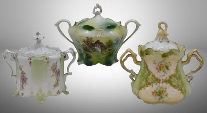 (3) Handpainted porcelain sugar bowls, different decorations and molds