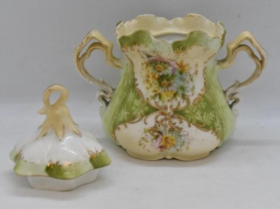 (3) Handpainted porcelain sugar bowls, different decorations and molds - 6