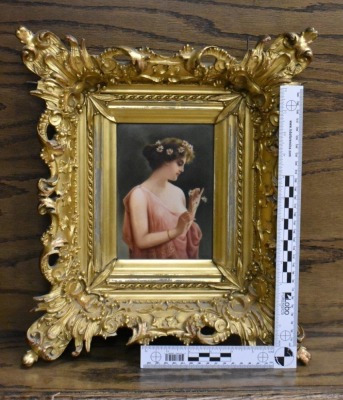 Framed KPM porcelain plaque of woman holding daisies, artist signed - 8