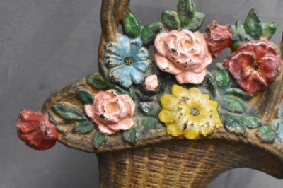 Mrkd. Hubley Cast Iron Basket of Flowers 11"h door stop - 7