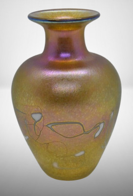 Signed Robert Held Art Gass 5.5" gold irid. vase w/ white opal. abstract