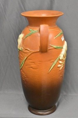 Roseville Freesia 128-15" vase, tangerine - 4