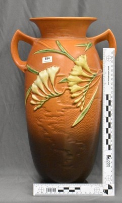 Roseville Freesia 128-15" vase, tangerine - 6