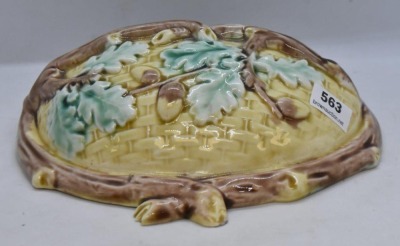 Griffen, Smith & Hill Majolica 6.25" oak pattern hanging soap dish - 3