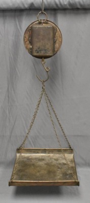 General store hanging scale w/ pan by Landers, Frary and Clark - 2