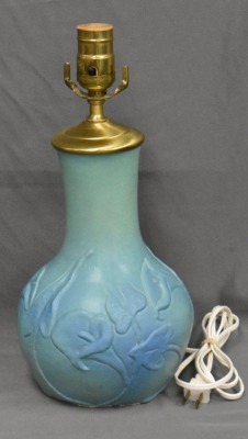 Van Briggle 14" tall table lamp, embossed Lilies design, turquoise - 2