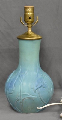 Van Briggle 14" tall table lamp, embossed Lilies design, turquoise - 3