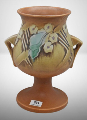 Roseville Clemena 122-7" vase, brown